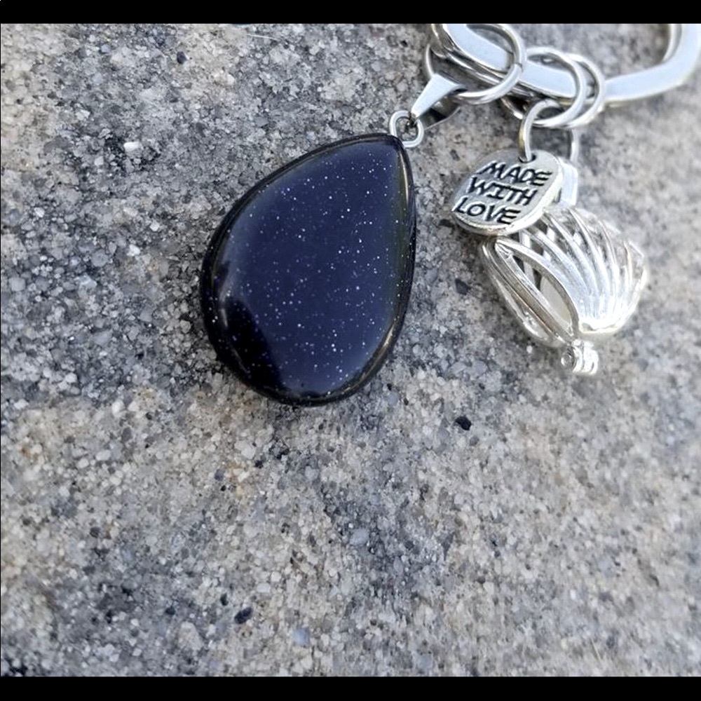 Sparkle Sand Stone Charm Heart Keychain